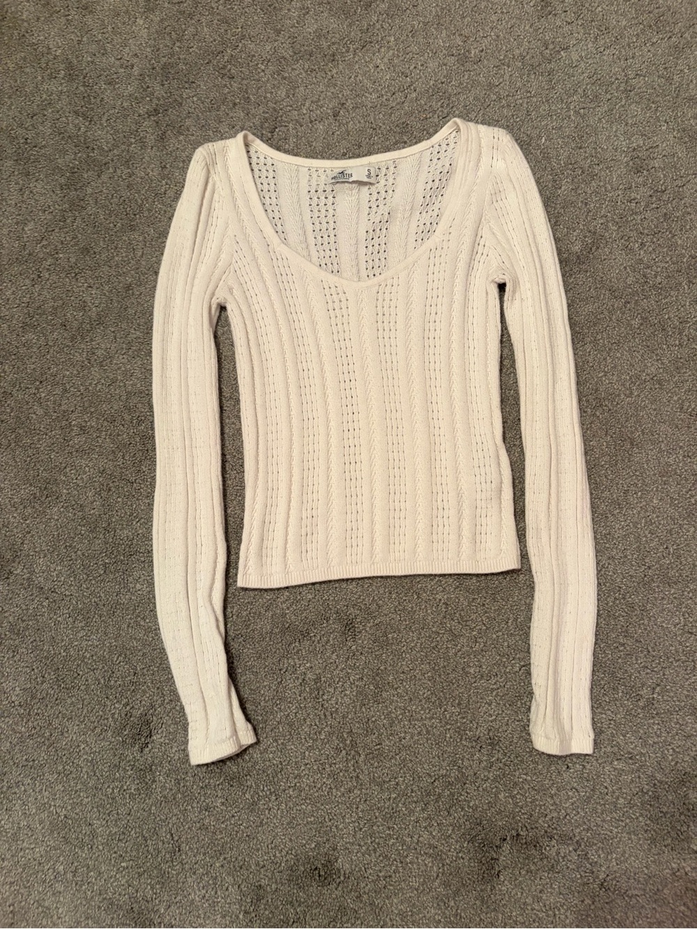 Hollister Co. white ribbed knit long sleeve top in a size small